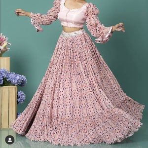 Meet your Posher, Pavithra